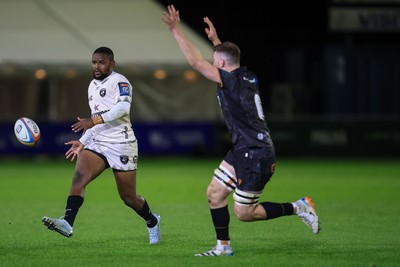 180426 - Ospreys v Hollywoodbets Sharks - United Rugby Championship - Siya Masuku of Hollywoodbets Sharks