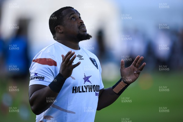 180426 - Ospreys v Hollywoodbets Sharks - United Rugby Championship - Hollywoodbets Sharks players before game