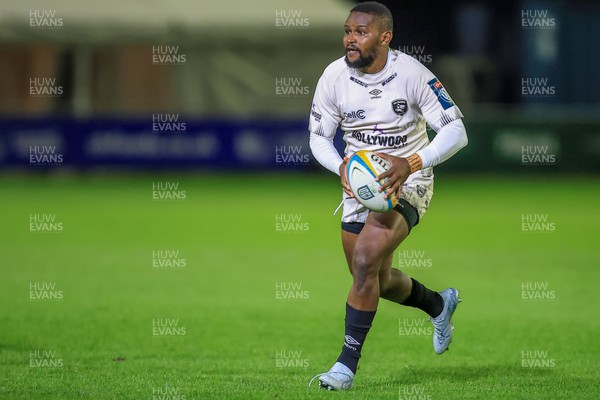 180426 - Ospreys v Hollywoodbets Sharks - United Rugby Championship - Siya Masuku of Hollywoodbets Sharks