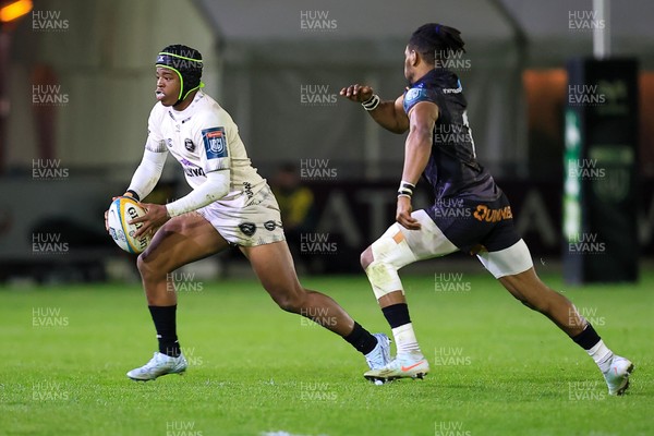 180426 - Ospreys v Hollywoodbets Sharks - United Rugby Championship - 