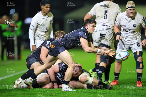 180426 - Ospreys v Hollywoodbets Sharks - United Rugby Championship - Reuben Morgan-Williams of Ospreys