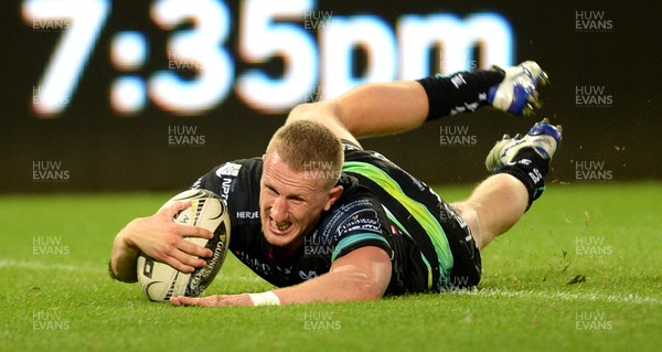 120816 - Ospreys v Leicester - Preseason Friendly -Ben John of Ospreys scores try