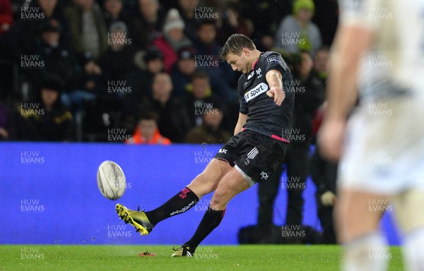 080116 - Ospreys v Leinster - Guinness PRO12 -Dan Biggar of Ospreys kicks at goal