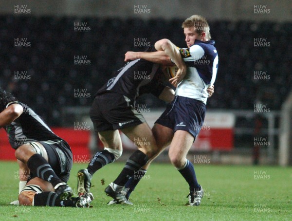 23.11.07 - Magners League Rugby Ospreys v Leinster Leinster's Luke Fitzgerald is stopped 