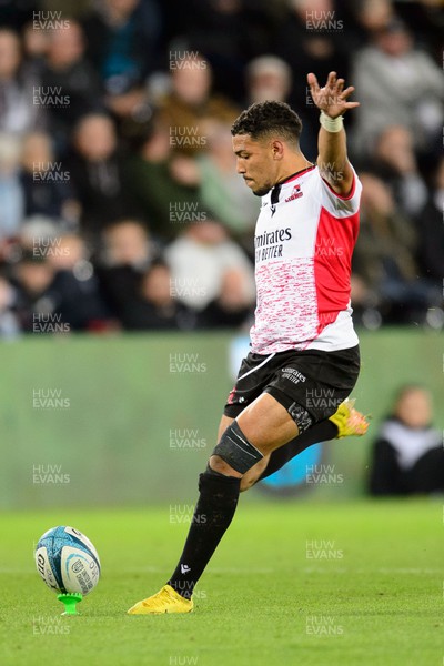 240922 - Ospreys v Emirates Lions - United Rugby Championship - Gianni Lombard of Lions