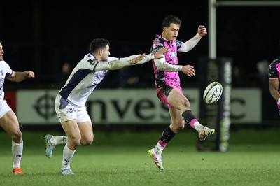 170126 - Ospreys v Montpellier - European Rugby Challenge Cup - Jack Walsh of Ospreys 
