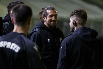170126 - Ospreys v Montpellier Herault Rugby - EPCR Challenge Cup - Ospreys coach Justin Tipuric before the match