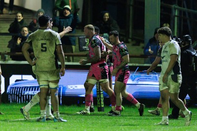 170126 - Ospreys v Montpellier Herault Rugby - EPCR Challenge Cup - Ross Moriarity of Ospreys celebrates after scoring a try