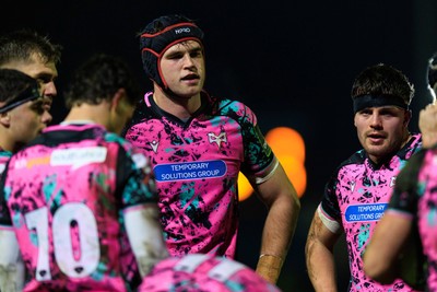 170126 - Ospreys v Montpellier Herault Rugby - EPCR Challenge Cup - James Fender of Ospreys