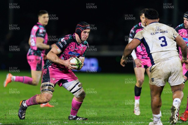170126 - Ospreys v Montpellier Herault Rugby - EPCR Challenge Cup - James Fender of Ospreys