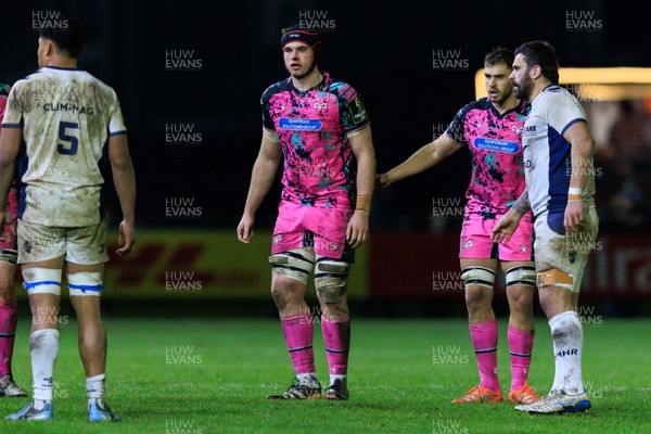 170126 - Ospreys v Montpellier Herault Rugby - EPCR Challenge Cup - James Fender of Ospreys