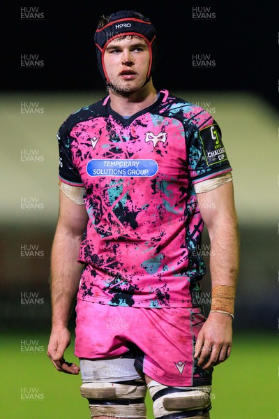 170126 - Ospreys v Montpellier Herault Rugby - EPCR Challenge Cup - James Fender of Ospreys