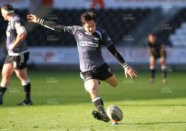 070315 - Ospreys v Munster - GuinnessPro12 -Sam Davies of Ospreys kicks a goal