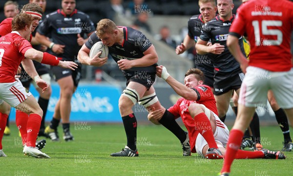 130915 - Ospreys v Munster - Guinness PRO12 - Sam Underhill of Ospreys is tackled by Dave O'Callaghan of Munster