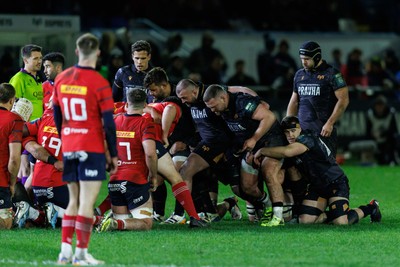 201225 - Ospreys v Munster - United Rugby Championship - Scrum