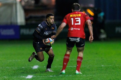 201225 - Ospreys v Munster - United Rugby Championship - Keelan Giles of Ospreys