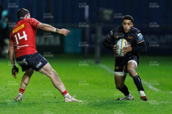 201225 - Ospreys v Munster - United Rugby Championship - Keelan Giles of Ospreys