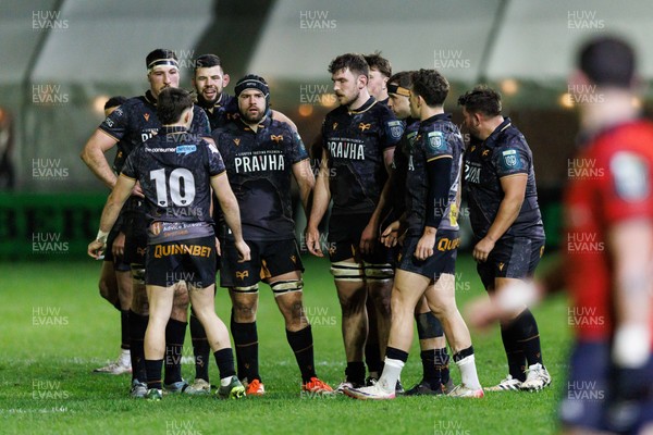 201225 - Ospreys v Munster - United Rugby Championship - Dan Edwards of Ospreys talks to his forwards