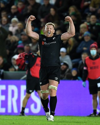 231021 - Ospreys v Munster - United Rugby Championship - Bradley Davies of Ospreys celebrates