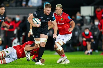 231021 - Ospreys v Munster - United Rugby Championship - Bradley Davies of Ospreys carries the ball forward