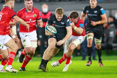 231021 - Ospreys v Munster - United Rugby Championship - Keiran Williams of Ospreys on the attack