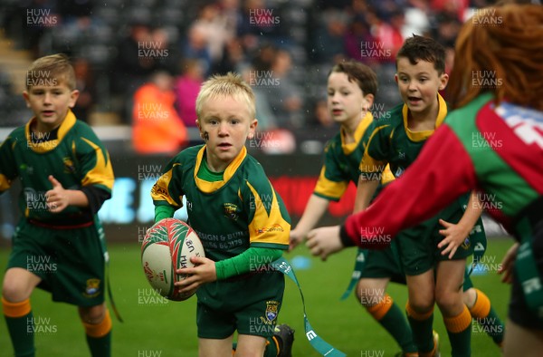 160917 - Ospreys v Munster - GuinnessPro12 - Half Time tag rugby at The Ospreys 