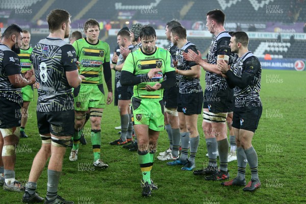 171217 - Ospreys v Northampton Saints - European Rugby Champions Cup - Dejected Ben Foden of Northampton at full time