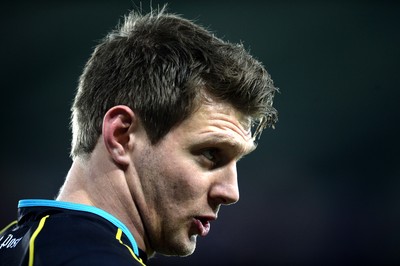 180115 - Ospreys v Northampton Saints - European Rugby Champions Cup -Dan Biggar of Ospreys