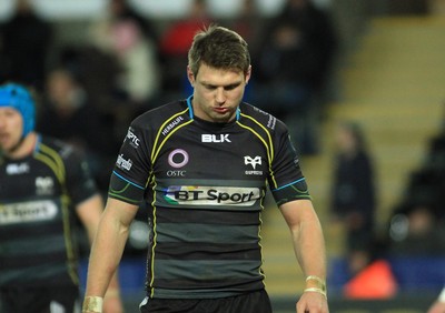 180115 - Ospreys v Northampton Saints - European Rugby Champions Cup -Dan Biggar of Ospreys looks dejected