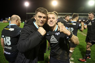 060424 - Ospreys v Sale Sharks - European Rugby Challenge Cup - Reuben Morgan-Williams and Luke Davies of Ospreys celebrate at full time