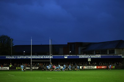 060424 - Ospreys v Sale Sharks - European Rugby Challenge Cup - General View of Brewery Field