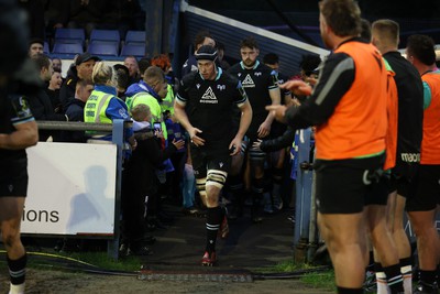 060424 - Ospreys v Sale Sharks - European Rugby Challenge Cup - Adam Beard of Ospreys 