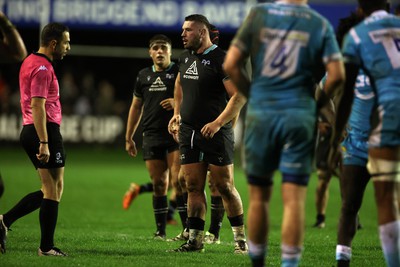 060424 - Ospreys v Sale Sharks - European Rugby Challenge Cup - Gareth Thomas of Ospreys 