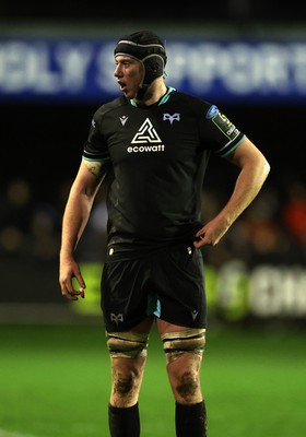 060424 - Ospreys v Sale Sharks - European Rugby Challenge Cup - Adam Beard of Ospreys 