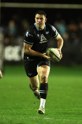 060424 - Ospreys v Sale Sharks - European Rugby Challenge Cup - Owen Watkin of Ospreys 