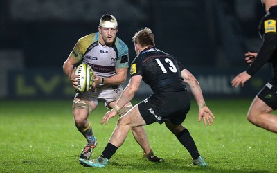 071114 - Ospreys v Saracens - LV= Cup -Lloyd Evans of Ospreys is tackled by Nick Tompkins of Saracens