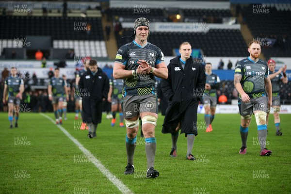 110120 - Ospreys v Saracens - European Rugby Champions Cup - Dan Lydiate of Ospreys at the team thank the fans at full time