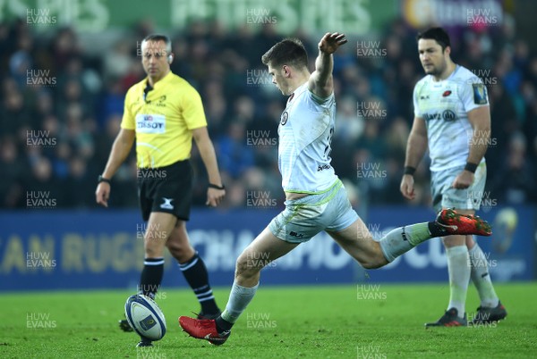130118 - Ospreys v Saracens - European Rugby Champions Cup - Owen Farrell of Saracens kicks at goal