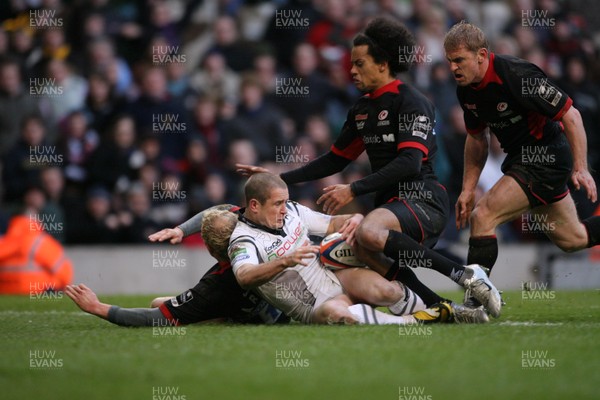 22.03.08 Saracens v Ospreys Ospreys Shane Williams scores try. .