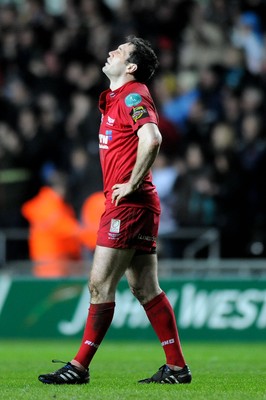 02.04.10 - Ospreys v Scarlets - Magners League - Stephen Jones of Scarlets looks dejected. 