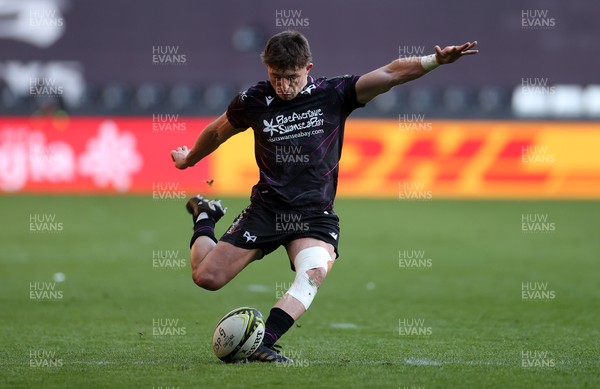 060425 - Ospreys v Scarlets - European Challenge Cup - Dan Edwards of Ospreys kicks