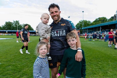 090526 - Ospreys v Scarlets - United Rugby Championship - Luke Morgan of Ospreys and his children at the end of the match