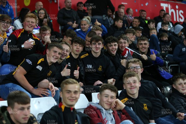 180519 - Ospreys v Scarlets - European Champions Cup Play off - Fans