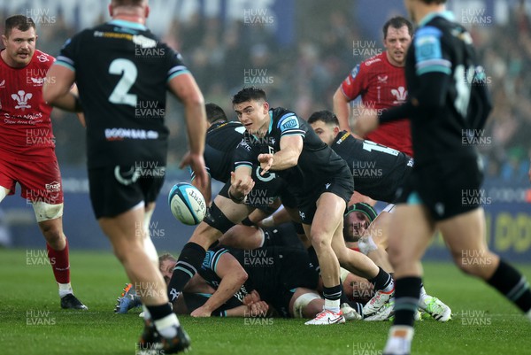 261123 - Ospreys v Scarlets - United Rugby Championship - Reuben Morgan-Williams of Ospreys 