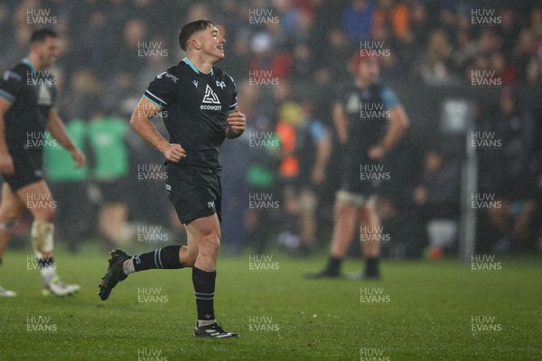 261123 - Ospreys v Scarlets - United Rugby Championship - Dan Edwards of Ospreys after scoring a try