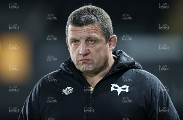 261222 - Ospreys v Scarlets - United Rugby Championship - Ospreys Head Coach Toby Booth