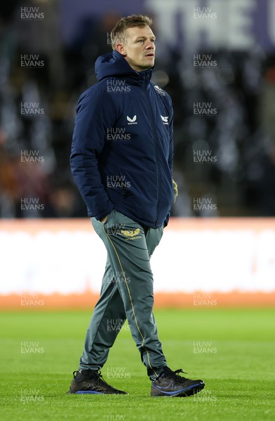 261222 - Ospreys v Scarlets - United Rugby Championship - Scarlets Head Coach Dwayne Peel 