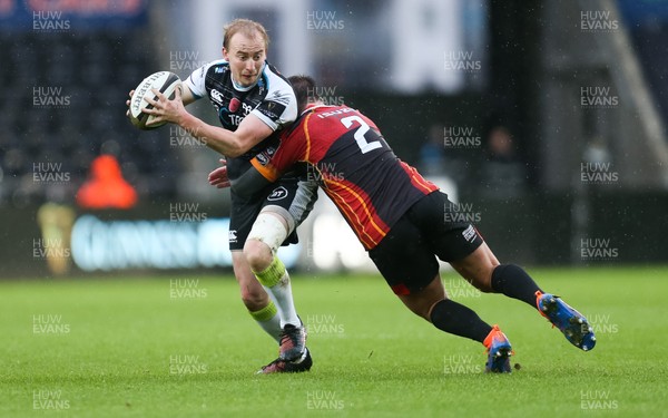 091119 - Ospreys v Southern Kings, Guinness PRO14 - Luke Price of Ospreys looks for support as he is tackled by Jacques du Toit of Southern Kings