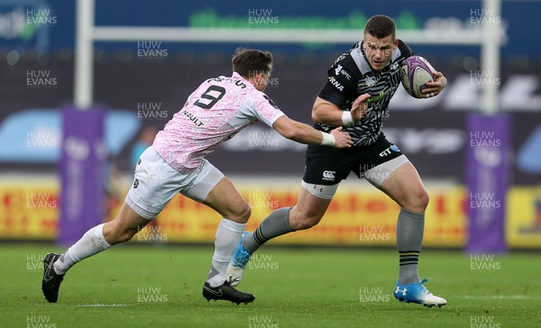 081218 - Ospreys v Stade Francais - European Challenge Cup - Scott Williams of Ospreys is tackled by Clement Daguin of Stade Francais