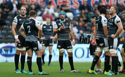 080918 - Ospreys v Toyota Cheetahs - Guinness PRO14 - Alun Wyn Jones and Justin Tipuric of Ospreys